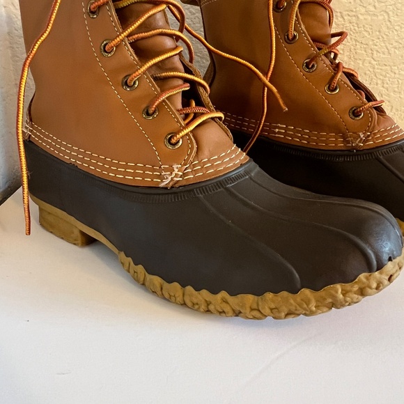L.L. Bean Duck Boots Short - Picture 2 of 16